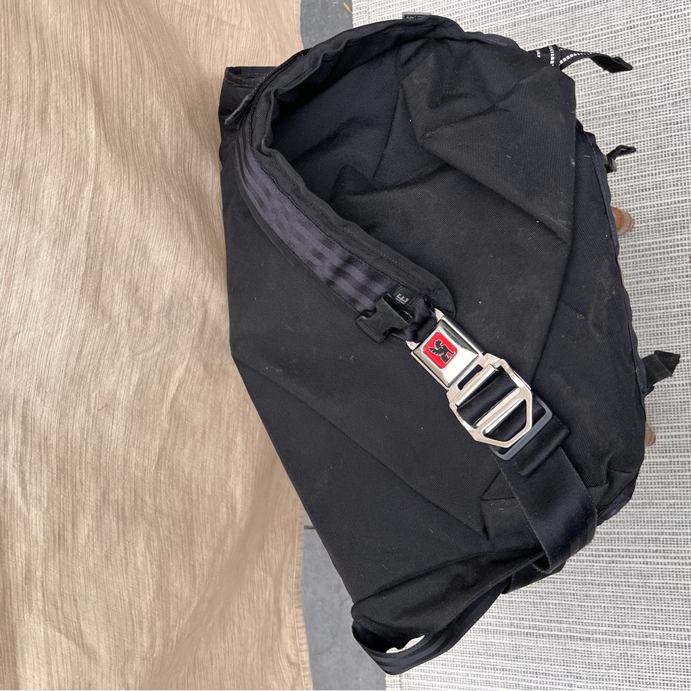 Vintage Chrome Industries Messenger Bag - Picture 4 of 5